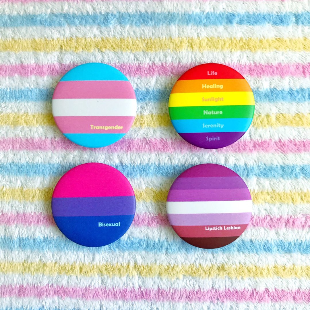 彩虹胸针/钥匙圈-彩虹系列  -LGBTQ骄傲旗帜 - 徽章/别针 - 塑料 多色