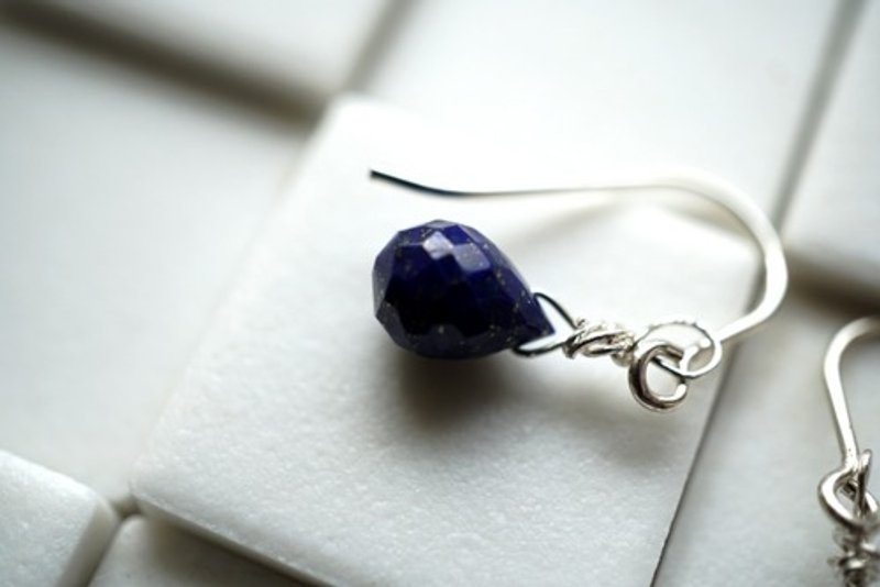 Pinkoi 代购 - 单只梨形耳针 - 耳环/耳夹 - 宝石 