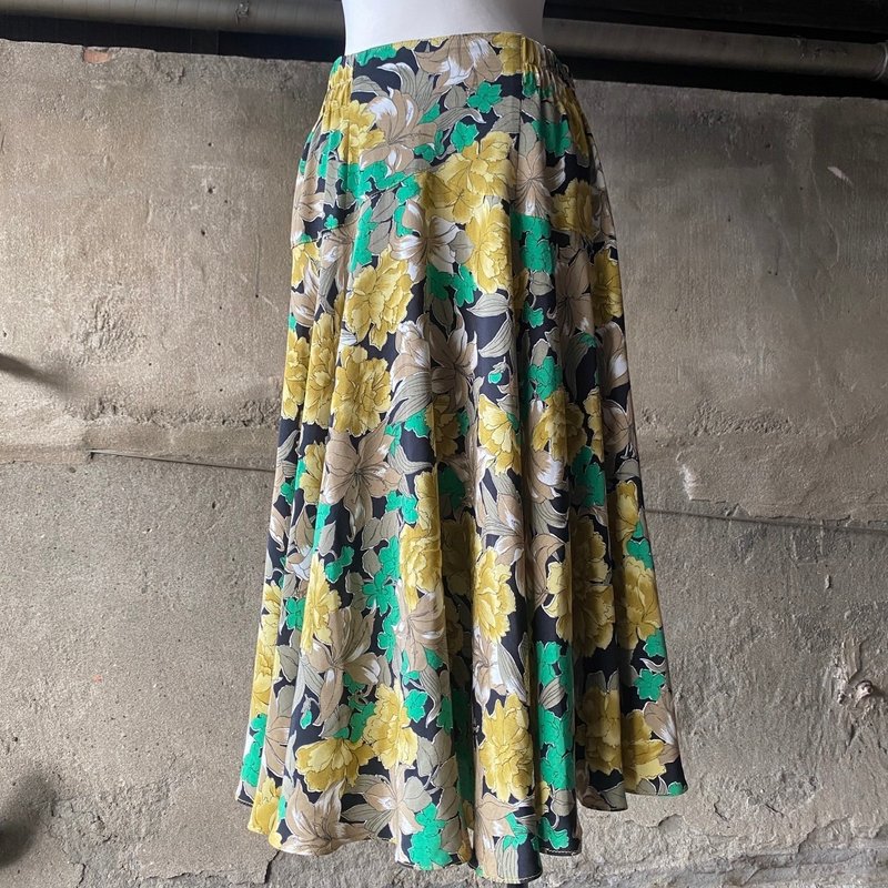 --两光师古着--黄花绿花满版长裙 - 裙子 - 其他材质 多色