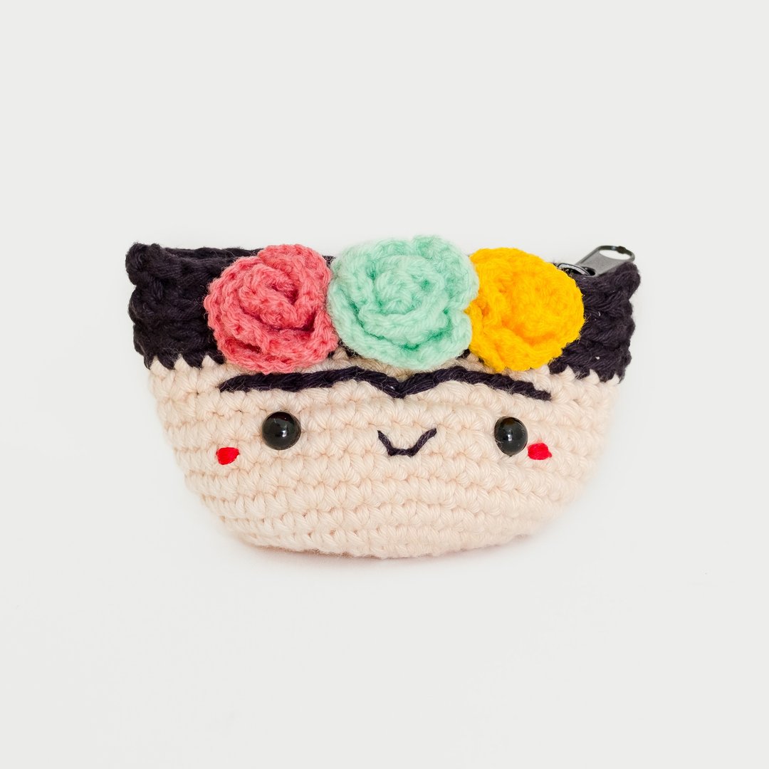 Crochet Coin Purse - Frida Kahlo No.1 | Crochet Coin Case | Small Round Pouch - 零钱包 - 棉 卡其色