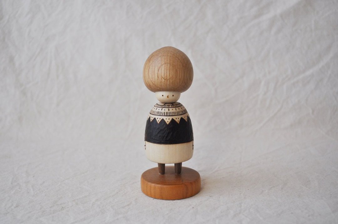 Mushroom girl Kokeshi doll 19 - 玩偶/公仔 - 木头 卡其色