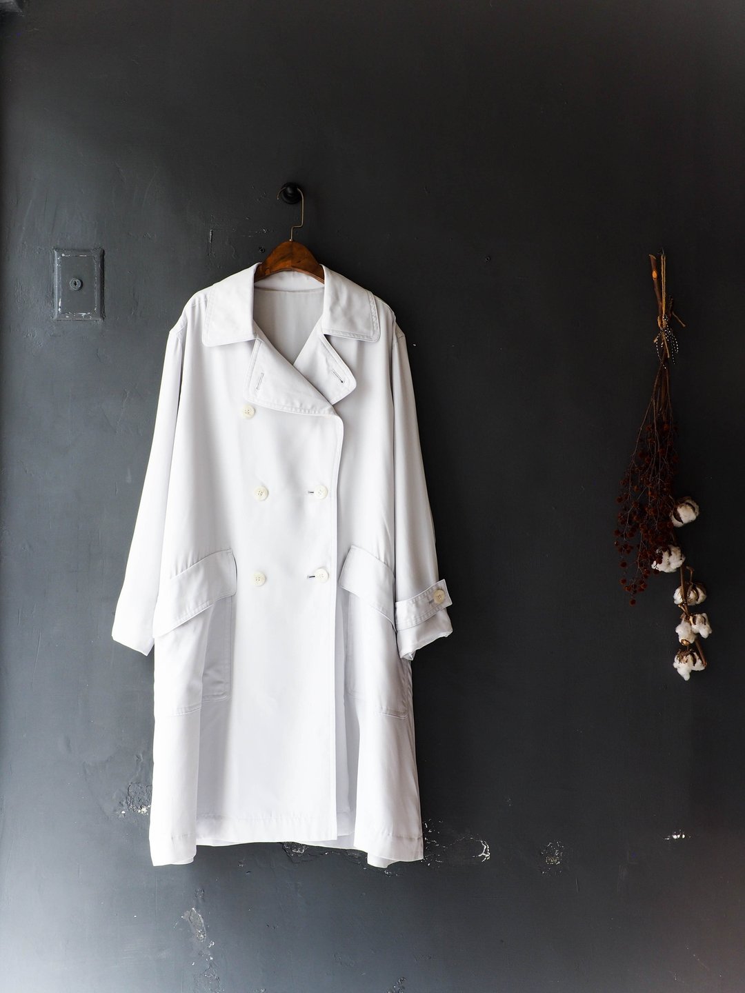 河水山 - 富山灰白色轻飘云朵青春周末派对 古董薄料风衣外套 trench_coat dustcoat jacket coat oversize vintage - 女装西装外套/风衣 - 聚酯纤维 白色