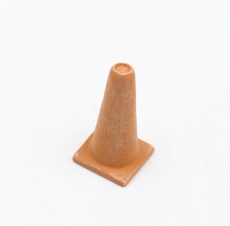 三角锥砖制装饰品A16E003 收藏品 居家装饰 砖公仔 - 玩偶/公仔 - 其他材质 