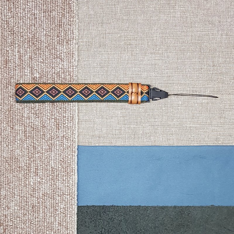 【Fashion Express】 快拆手机绳 礼物 - 吊饰 - 其他人造纤维 黄色