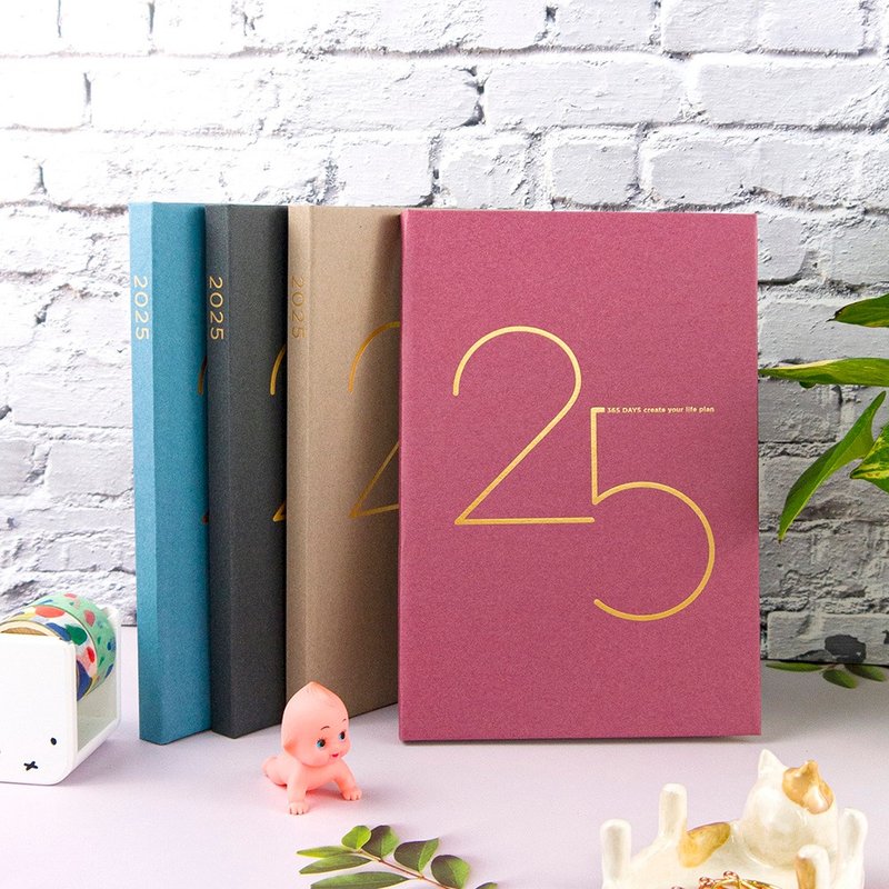 【conifer绿的事务】2025年32K年旅软背精装横式周志 - 笔记本/手帐 - 纸 多色