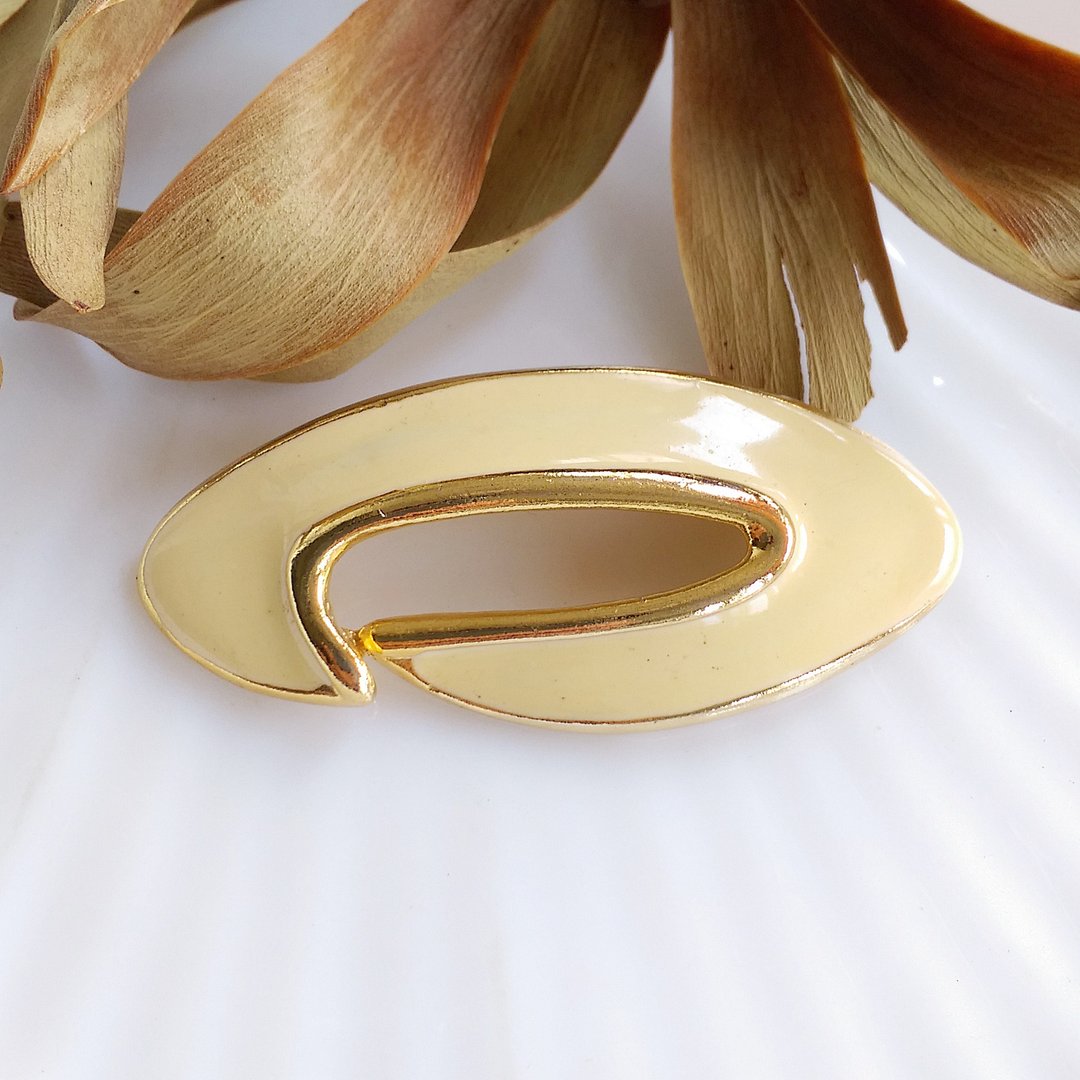 Vintage Jewelry 简约奶白珐琅  别针  胸针 - 徽章/别针 - 其他材质 金色