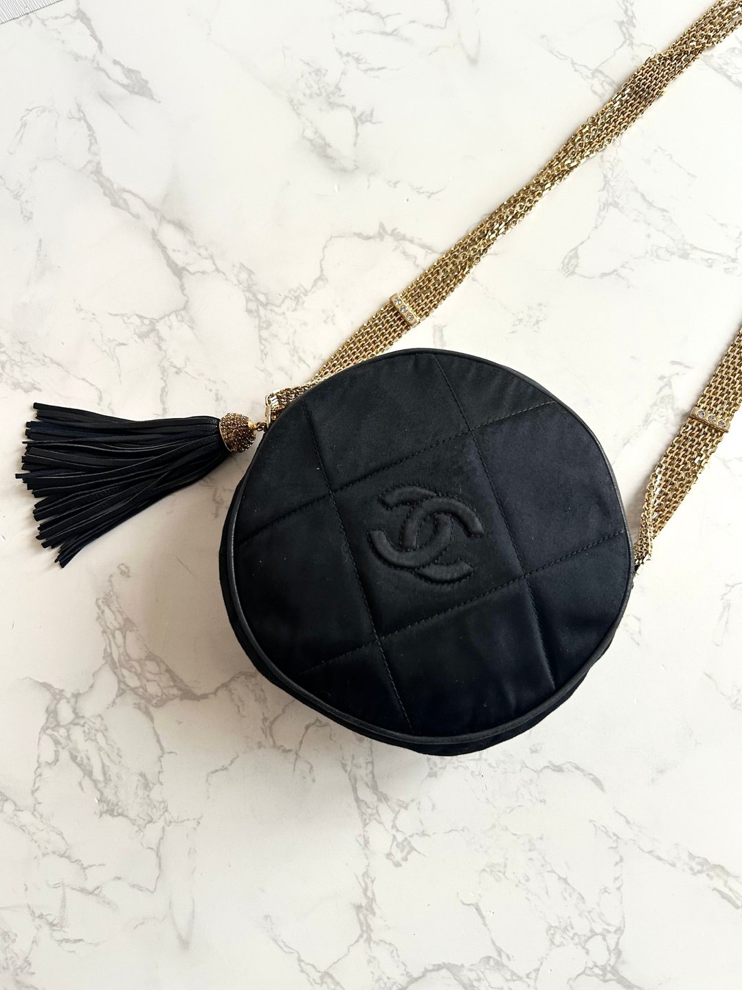 绝版中古包 Chanel 黑金丝绢圆饼包 侧背包 单肩包 斜背包 中古包 - 侧背包/斜挎包 - 人造皮革 黑色