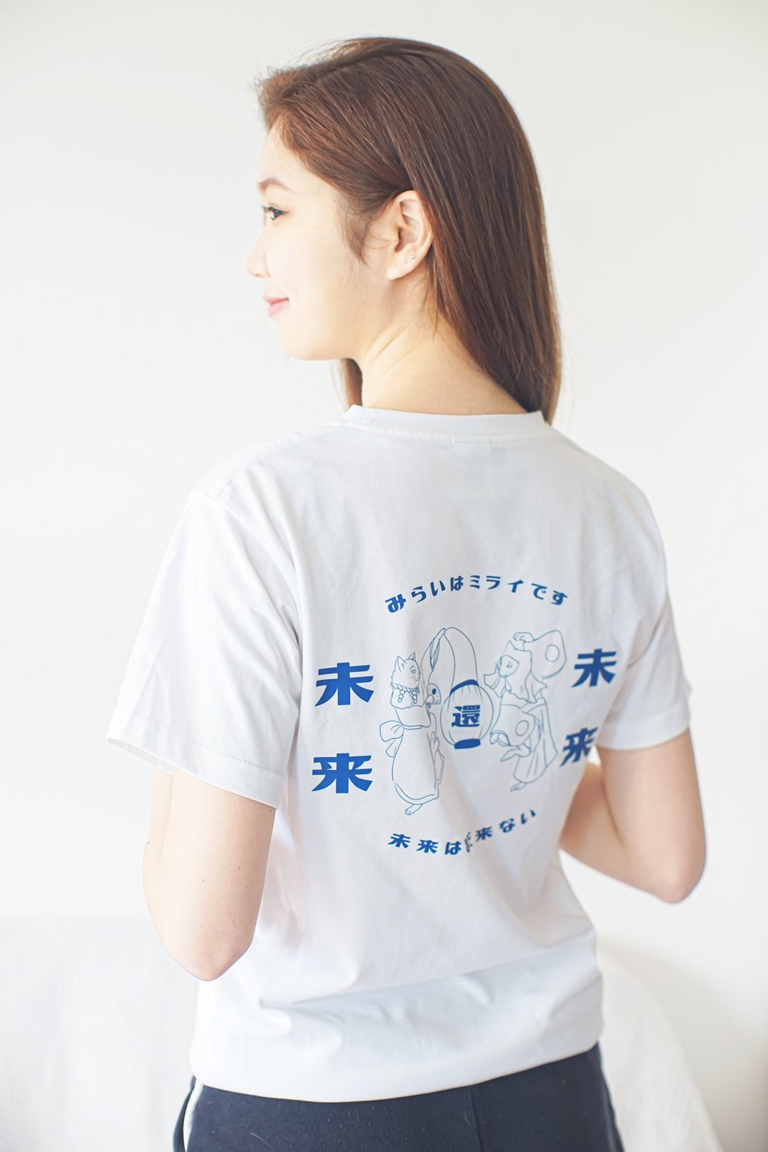 祭典猫 未来还未来 - 白 朝气蓝 Tee  T-Shirt  【 生日 】 - 女装上衣 - 棉 白色