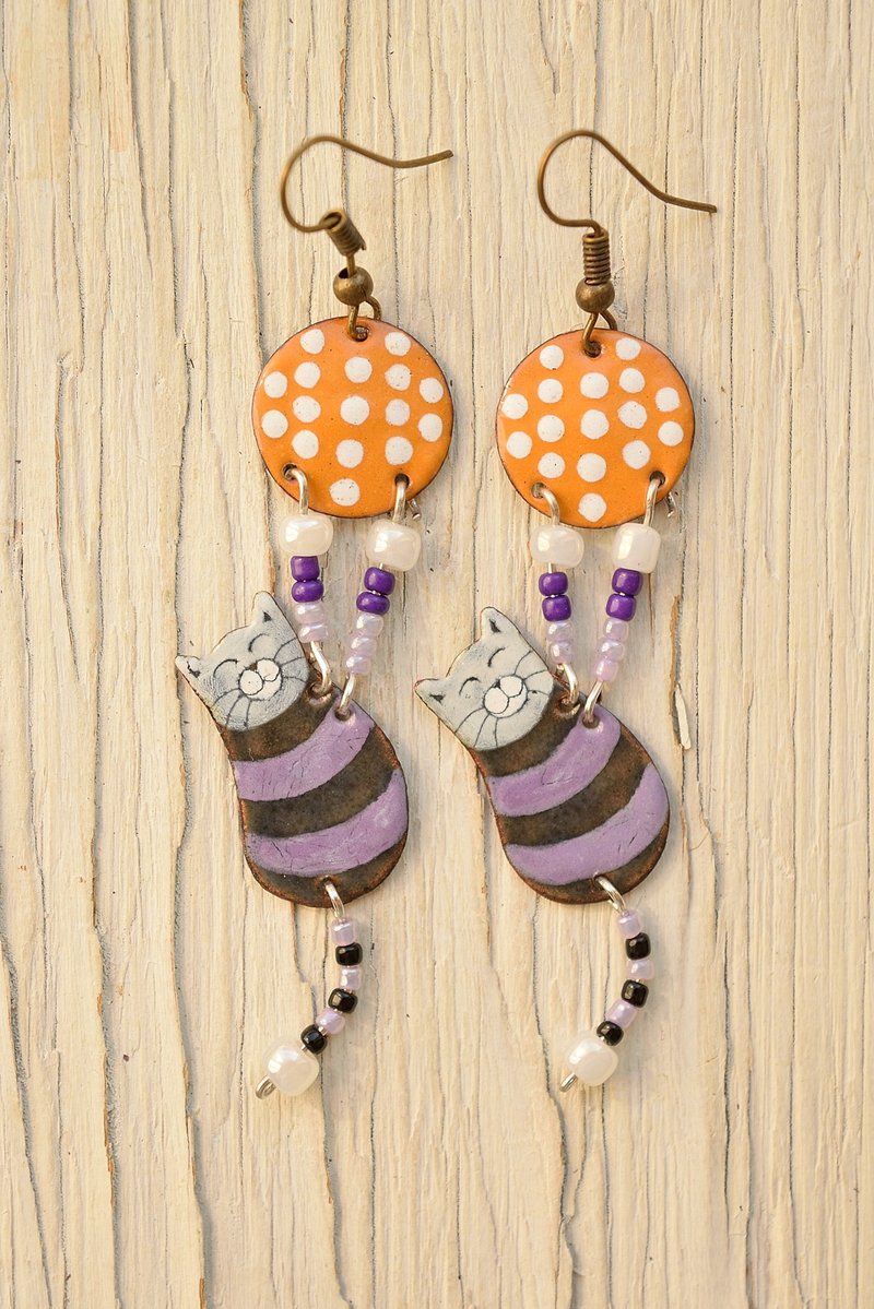 Violet Cat Earrings, Enamel Earrings, Polka Dot Ball and Cat, Enamel Jewelry, - 耳环/耳夹 - 珐琅 紫色