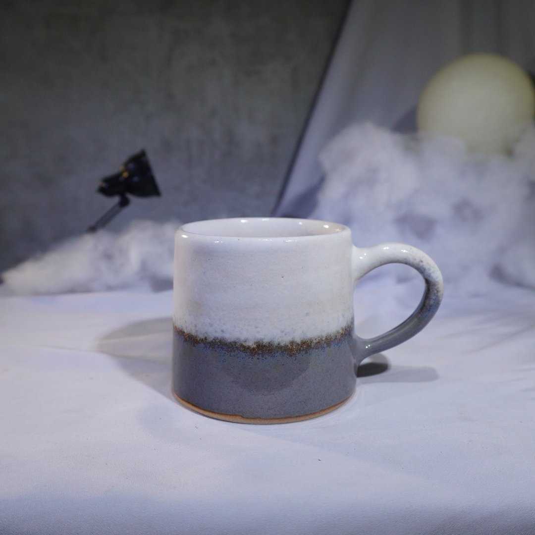 蕴灰白小山形杯-约200ml,茶杯,马克杯,水杯,咖啡杯 - 咖啡杯/马克杯 - 陶 多色