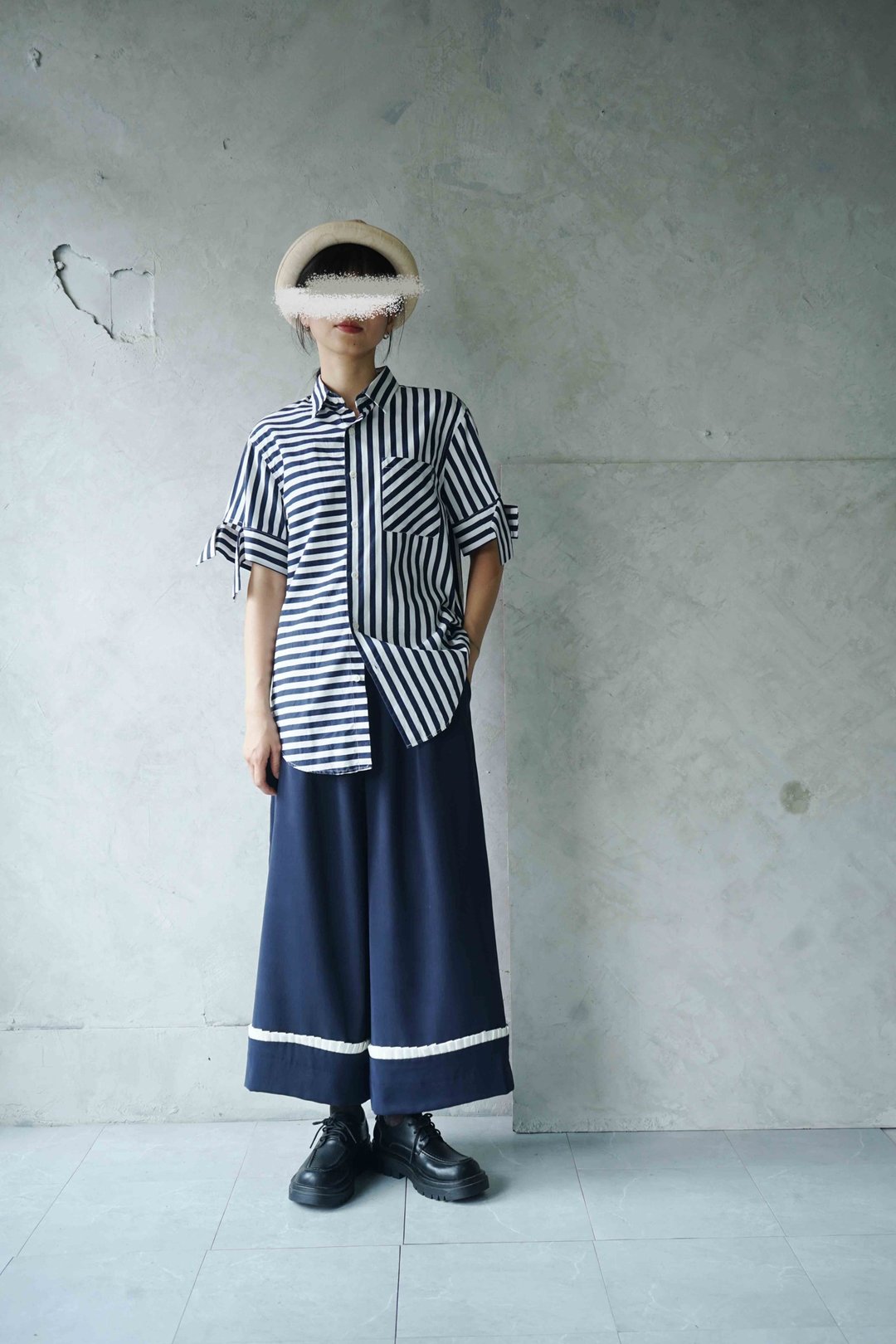 寻宝古着-蓝白横纹直纹袖口设计长版棉质衬衫 - 女装衬衫 - 聚酯纤维 白色
