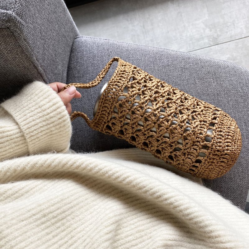 草编水壶袋 饮料提袋 杯套 bahnhof手作 - 随行杯提袋/水壶袋 - 棉．麻 咖啡色