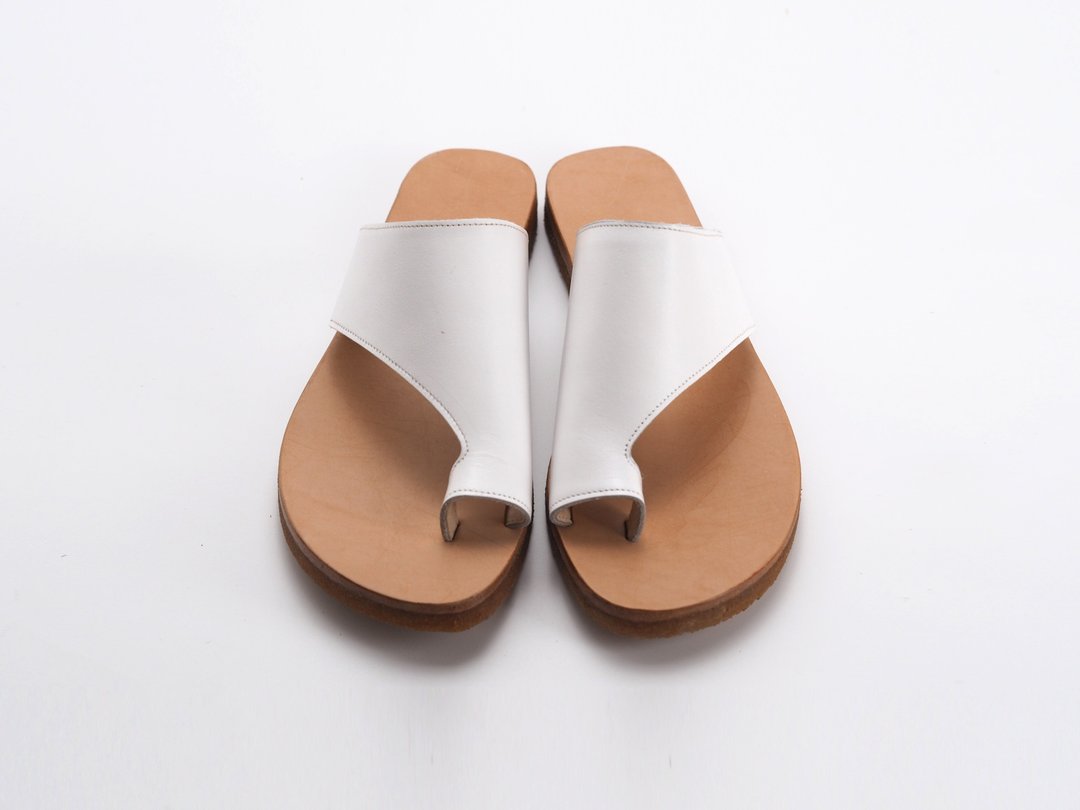 爱花凉鞋sandals- 白牛 - 男女凉鞋 - 真皮 白色
