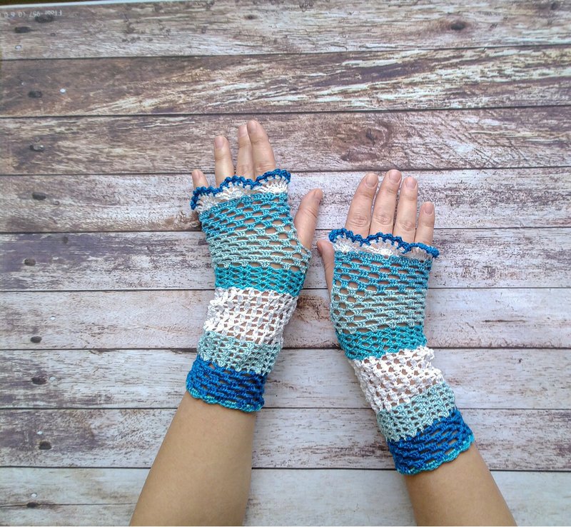 Cottagecore cotton fingerless crochet lace gloves, crochet mittens victorian - 手套 - 棉．麻 蓝色