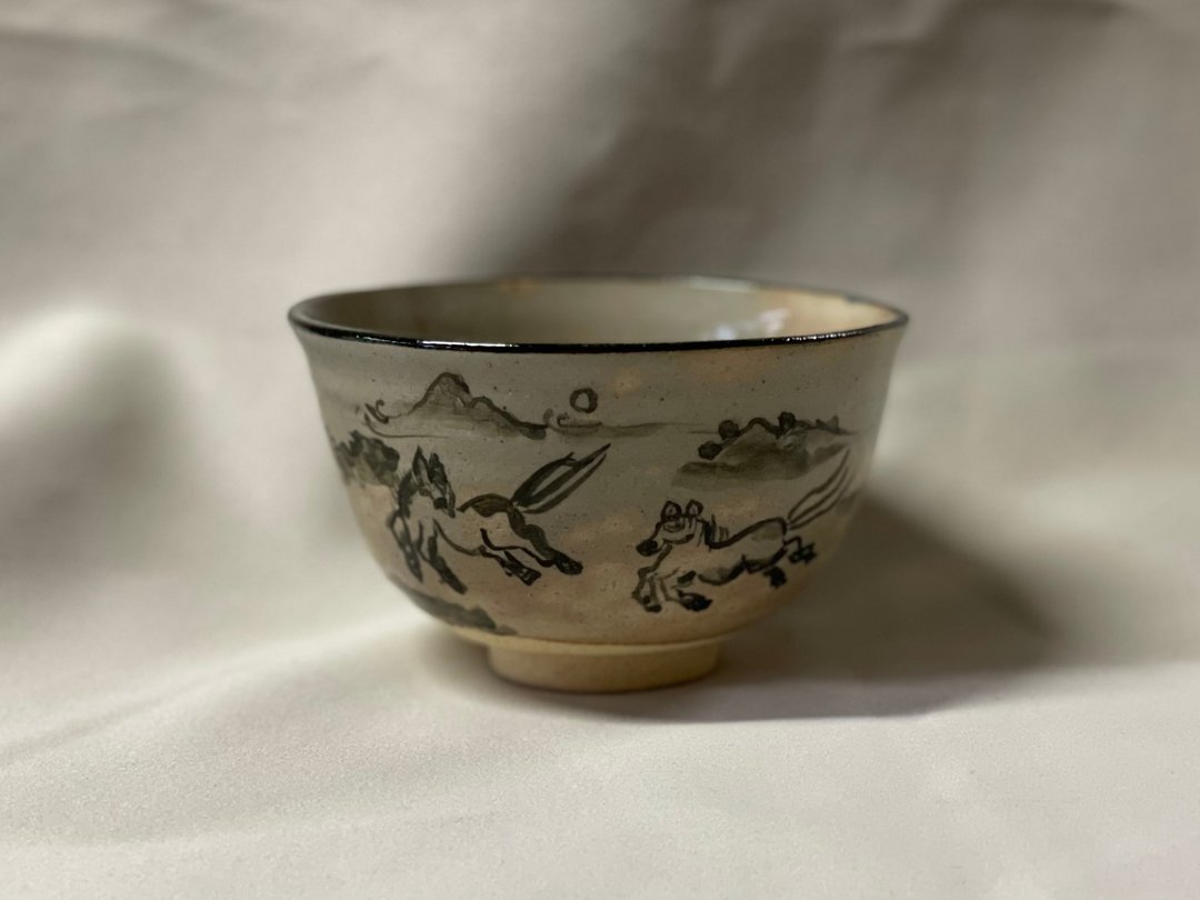 抹茶碗 马与月 - 碗 - 陶 白色