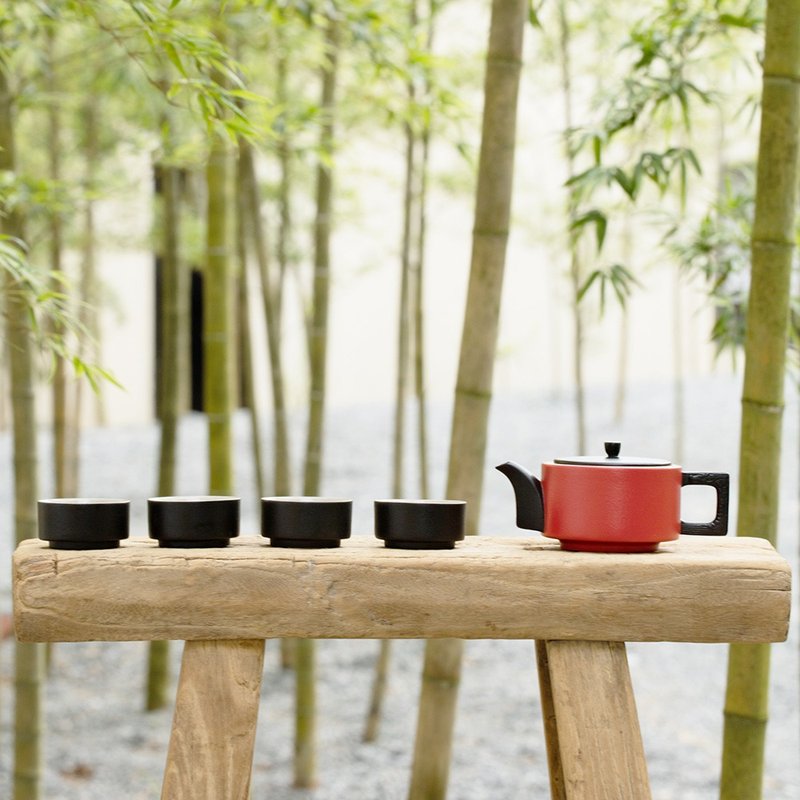 陆宝 龙启壶茶组 1壶4杯 茶具组 - 茶具/茶杯 - 陶 红色