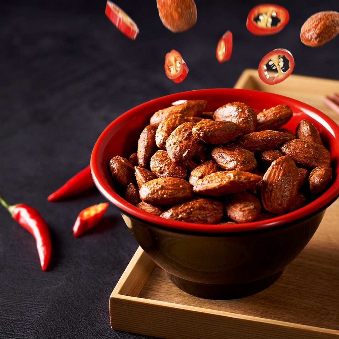 Nutty Nuts 红烧牛肉面风味杏仁 120g/罐 6入/盒 - 坚果 - 其他材质 红色