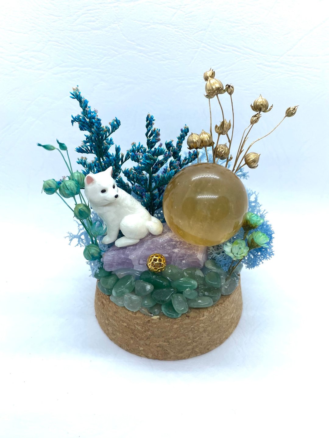 白柴犬与黄方解石/紫锂辉石-手工玻璃罩公仔/水晶/干燥花摆设 - 摆饰 - 水晶 