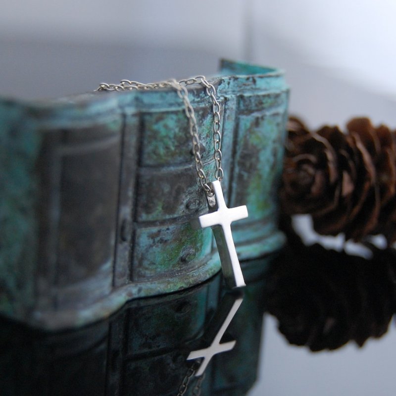 经典素面十字架 - XS (银项链) - 项链 - 纯银 