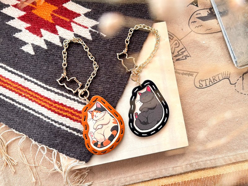 #成品制造 翻肚肚猫匙扣 猫咪 钥匙扣 挂饰 keychain 生日礼物 - 钥匙链/钥匙包 - 真皮 多色