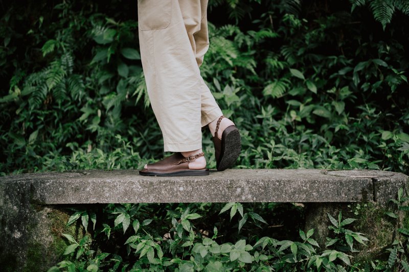 YWC 夏季皮革凉鞋 麻花款_咖啡色 - 男女凉鞋 - 真皮 咖啡色