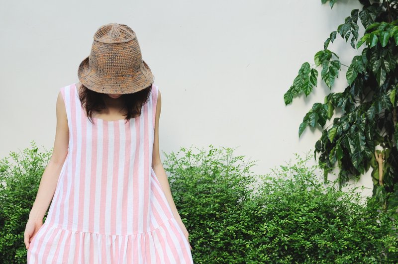 宽松方领背心洋装 低腰洋装 粉红条纹 棉麻料 - 洋装/连衣裙 - 棉．麻 粉红色