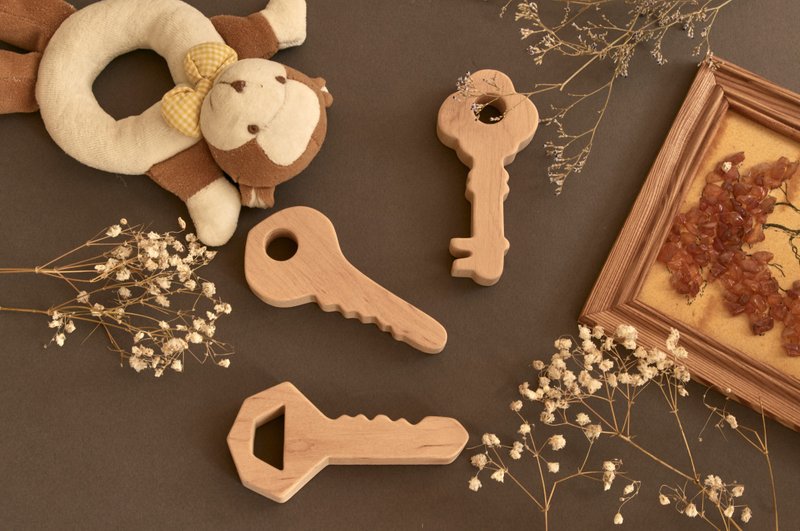 wooden keys for baby, wooden toys, birthday gift for toddler - 玩具/玩偶 - 木头 