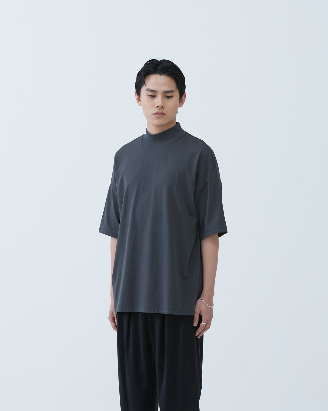 高领简约短TEE (灰) - 男装上衣/T 恤 - 棉 灰色
