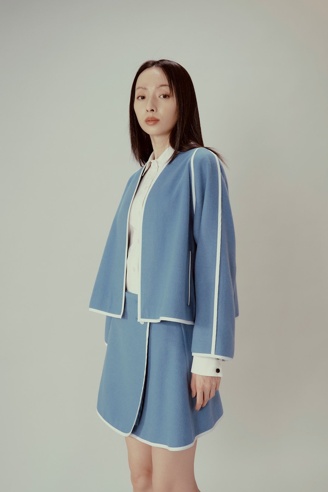蓝色短版滚白边外套 - 女装休闲/机能外套 - 羊毛 蓝色