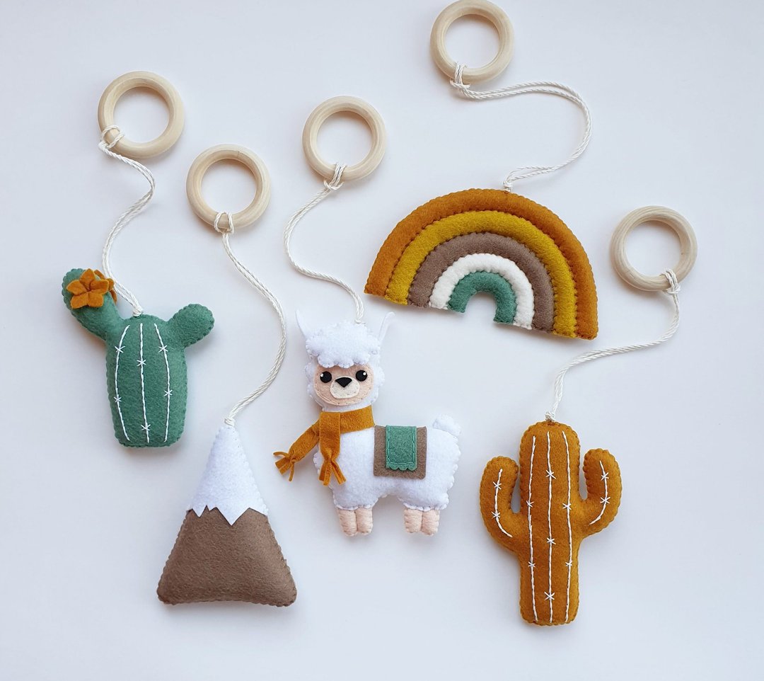 Llama play gym toys, cactus, mountain baby play gym toys, boho baby play gym toy - 满月礼盒 - 环保材料 