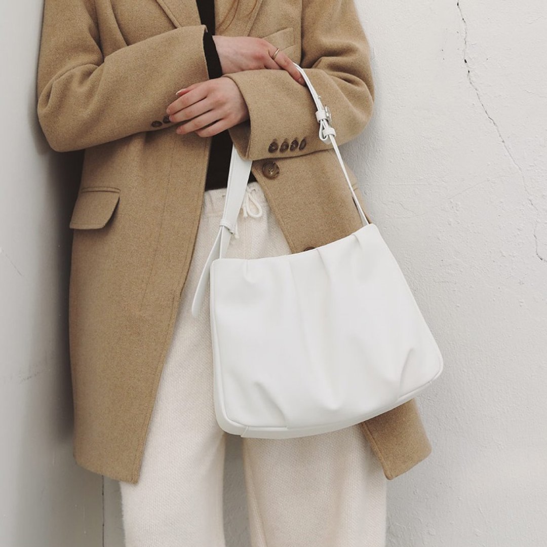 韓國製 MUR Bonnet Bag Vegan Leather 包包 (White) - 侧背包/斜挎包 - 环保材料 