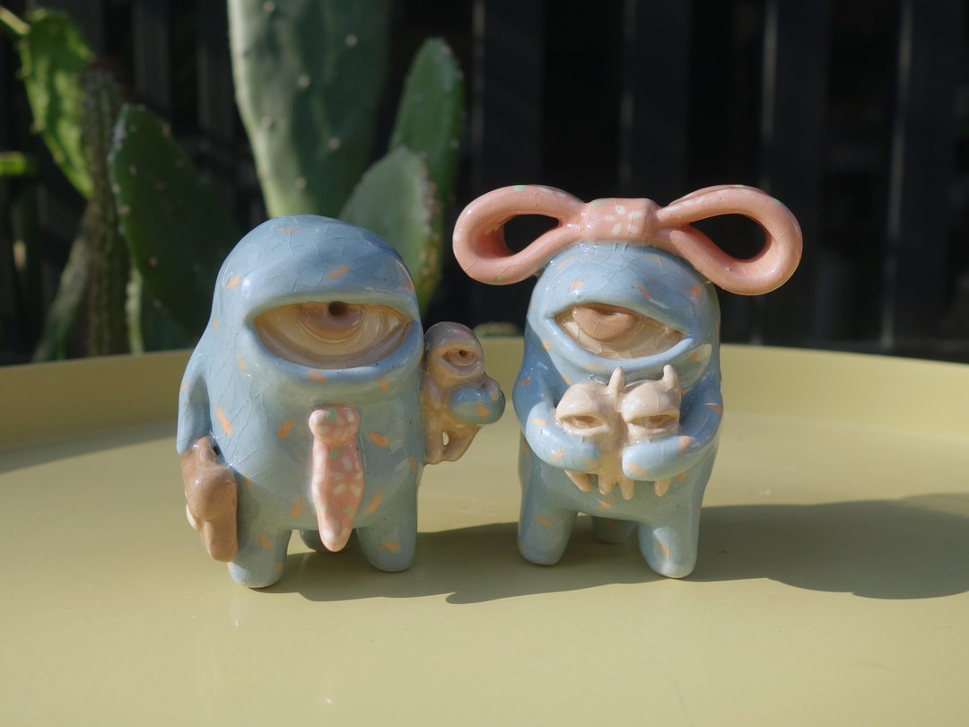Gam-Gung' ceramic doll parent with  childs :) - 花瓶/陶器 - 陶 蓝色