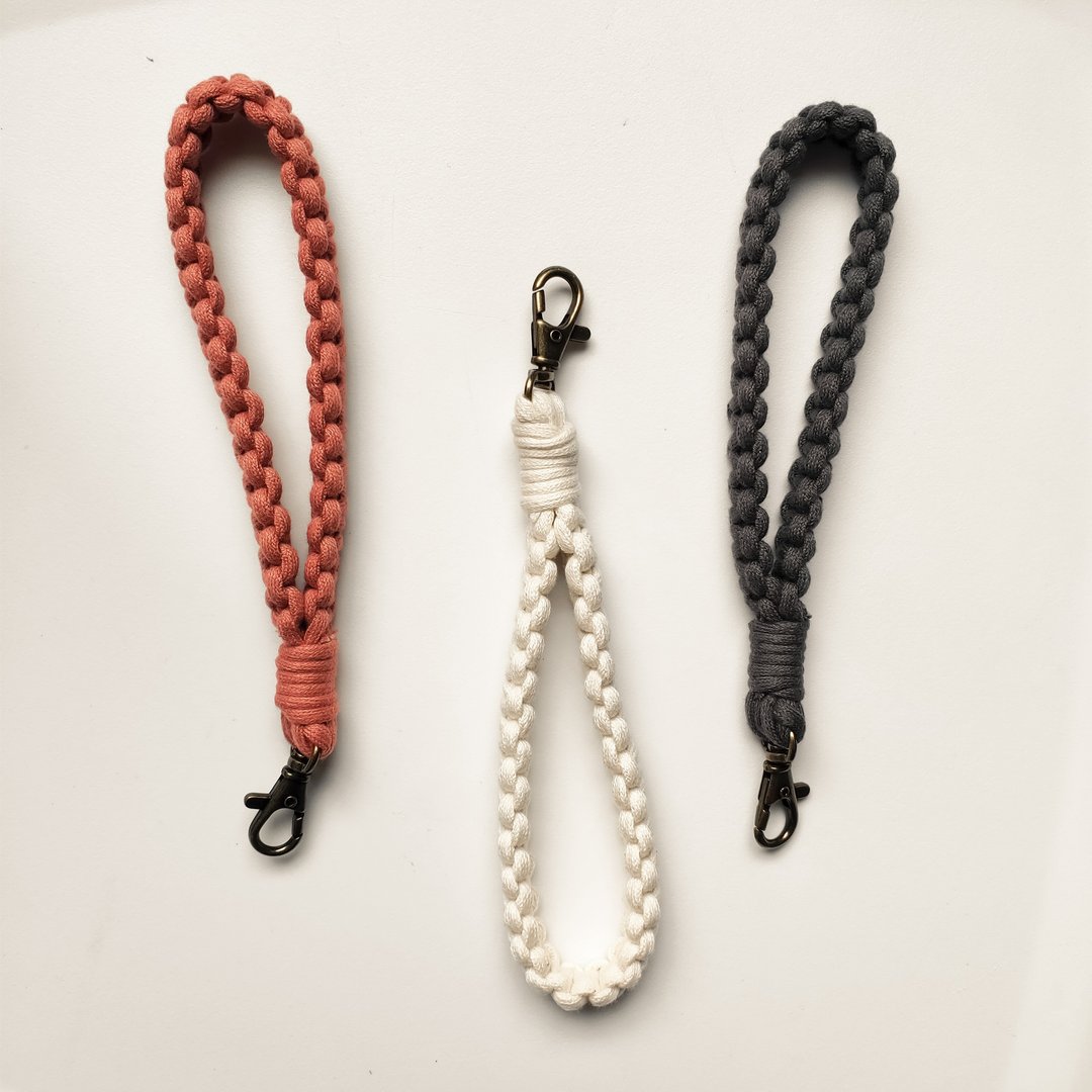 手工编织腕带钥匙圈 简约 实用 Macrame - 钥匙链/钥匙包 - 棉 红色