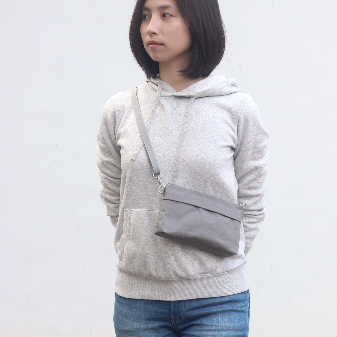 随身包 / 斜背包 / 日本帆布 - 大象灰 - 手拿包 - 棉 灰色
