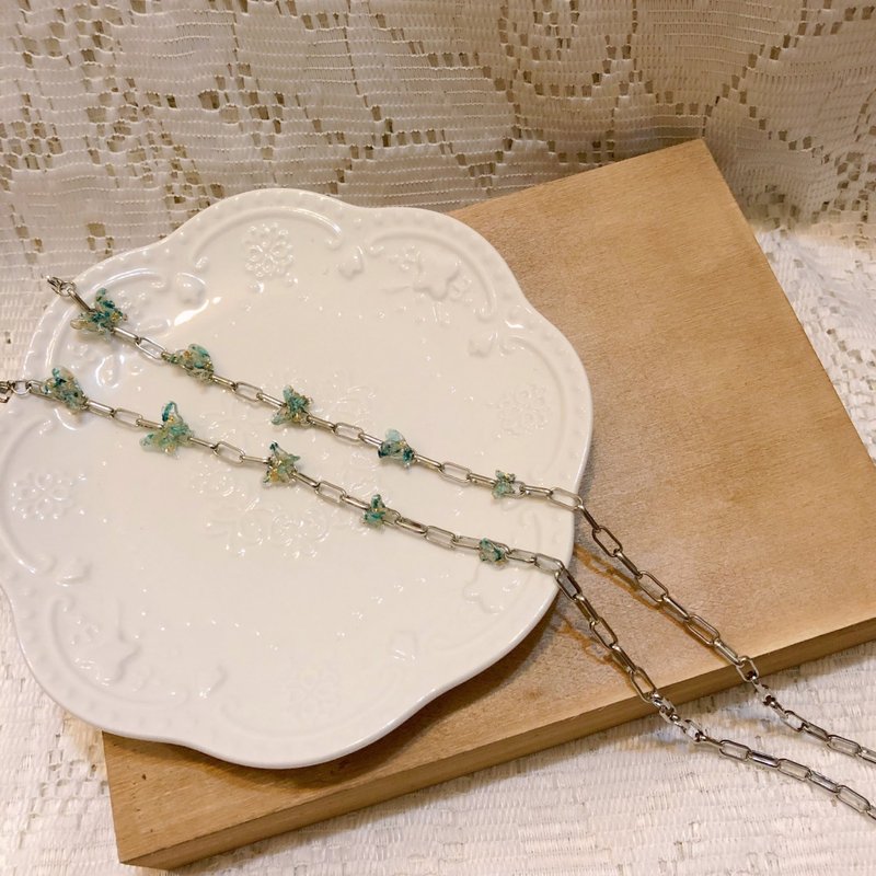 蝴蝶口罩链 手作 干燥花 日本树脂 蓝色 - 挂绳/吊绳 - 树脂 蓝色