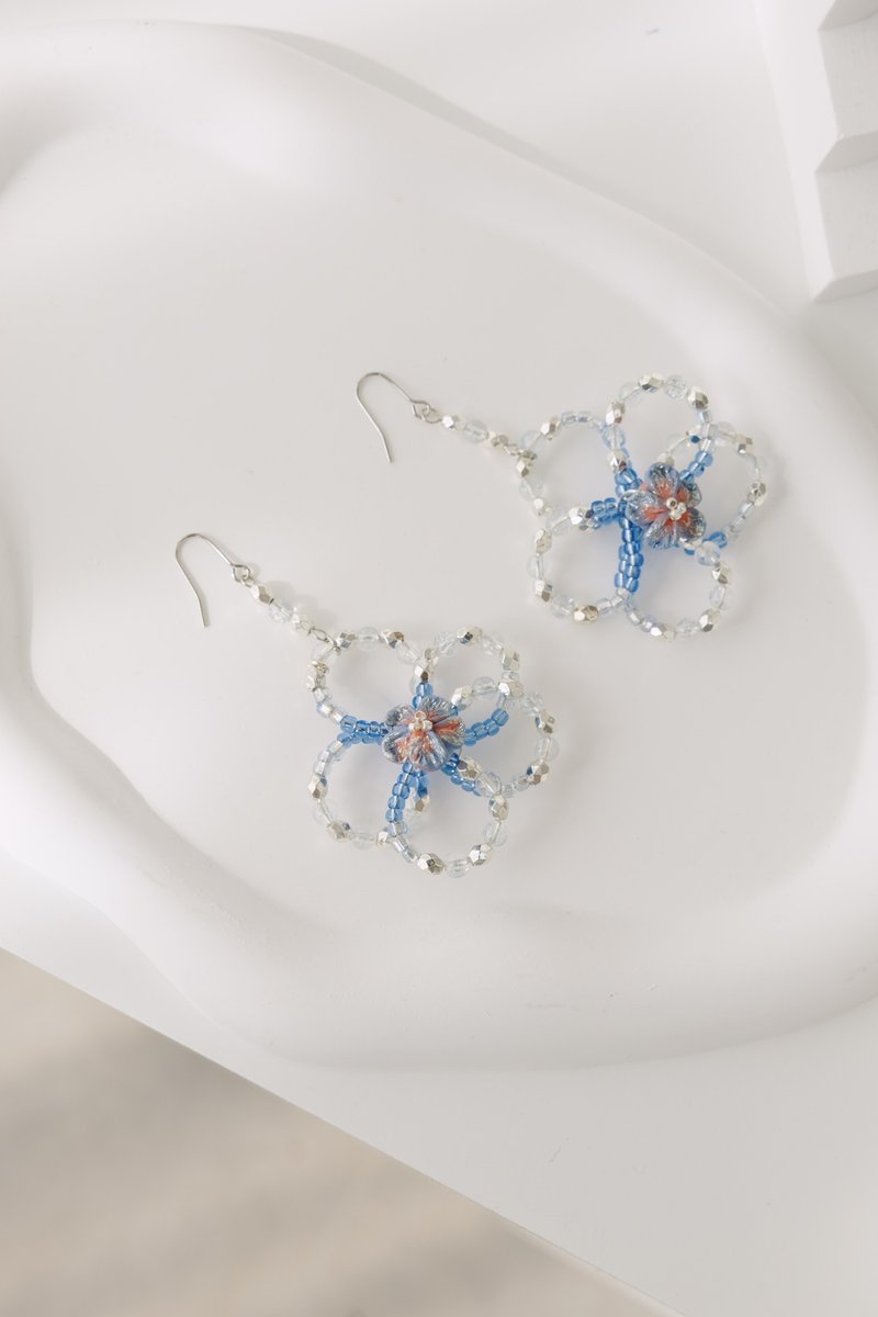 手作软陶饰物 花中花耳环 蓝 - 耳环/耳夹 - 陶 蓝色