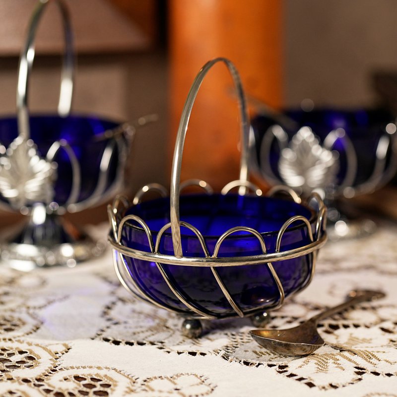 英国钴蓝玻璃镀银提碗附茶匙/零食碗/香氛碗 - 碗 - 玻璃 蓝色