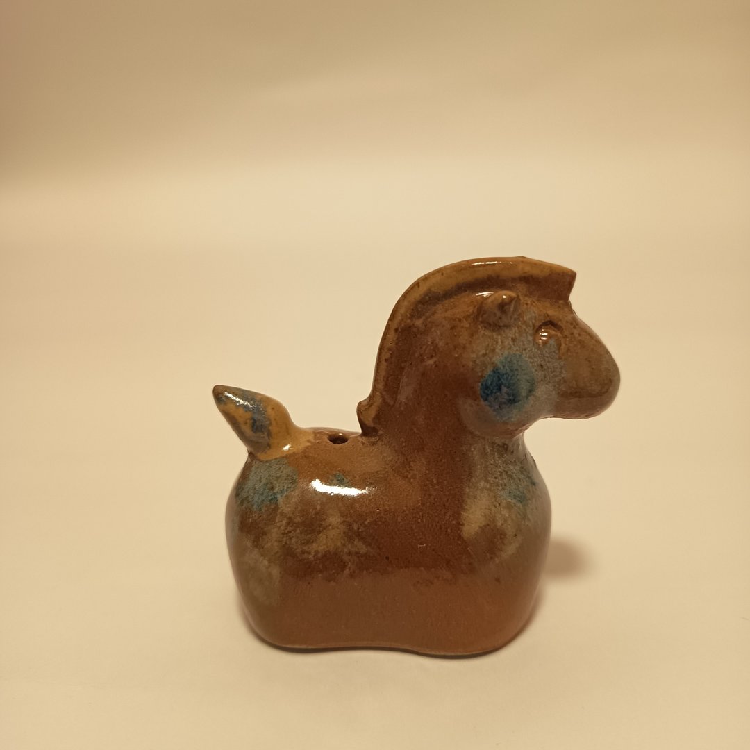 小马置物摆件茶宠香插扩香石生肖否风水陶烧 - 香薰/精油/线香 - 陶 多色