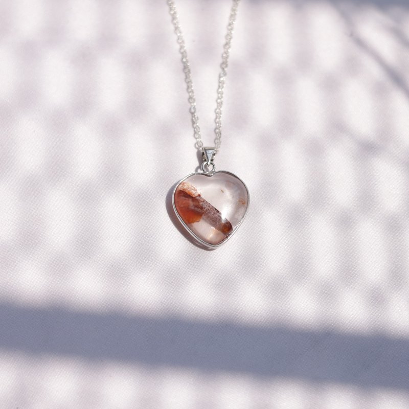 红胶花吊坠 胶花水晶 透体 简约吊坠 水晶矿石 原矿项链 金属包边 - 项链 - 水晶 红色