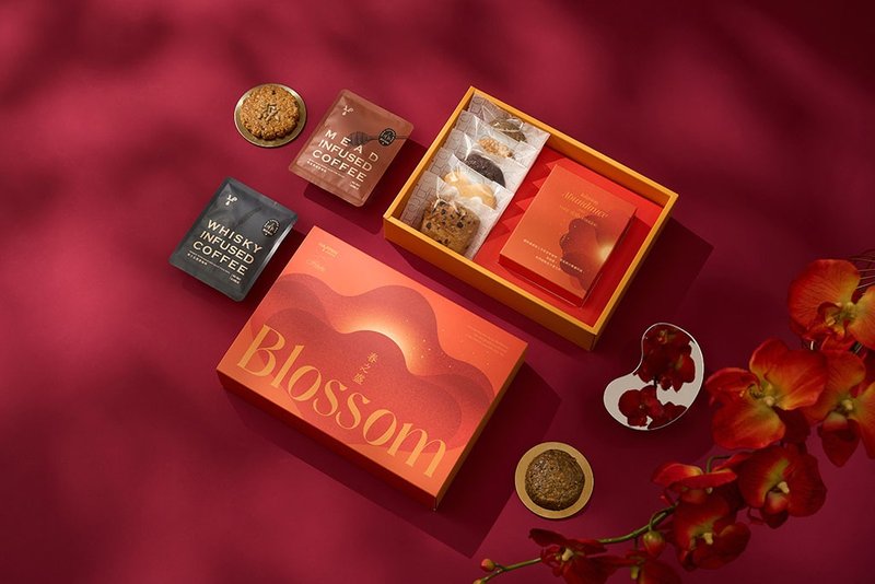 【早鸟预购】【春之盛】新年礼盒 | 酒渍咖啡-春和款-小 - 咖啡 - 新鲜食材 红色