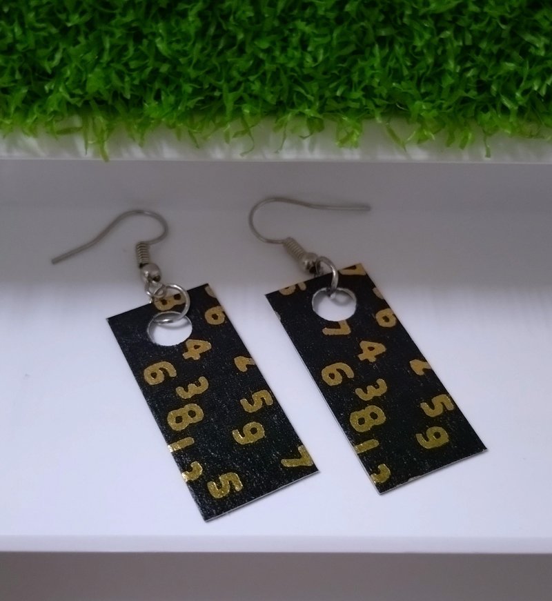 sou.sou箔押系列.十数长方形 - 耳环/耳夹 - 环保材料 多色