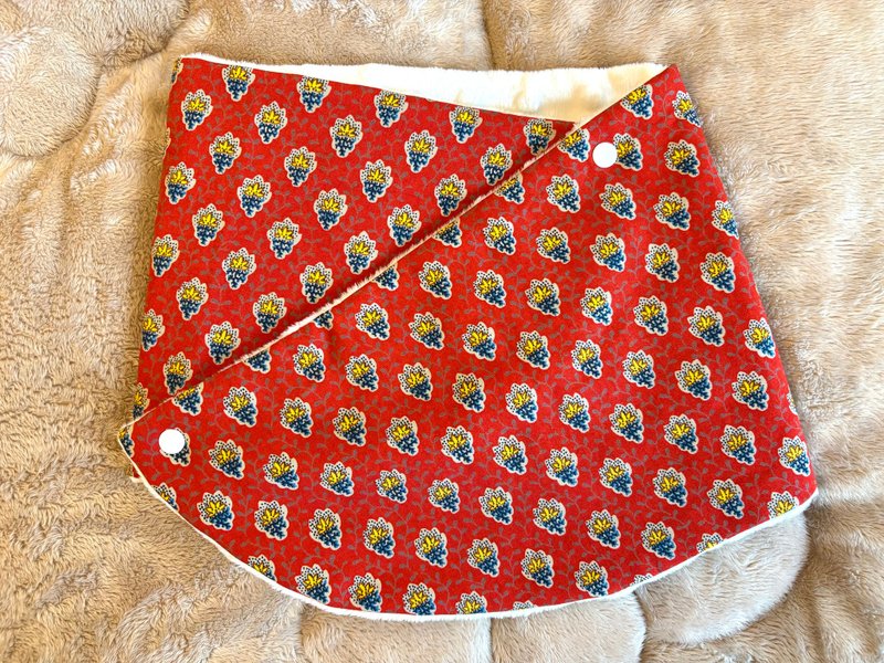 Hush Baby手工两用脖围领巾 L (红) - 围巾/披肩 - 其他材质 多色