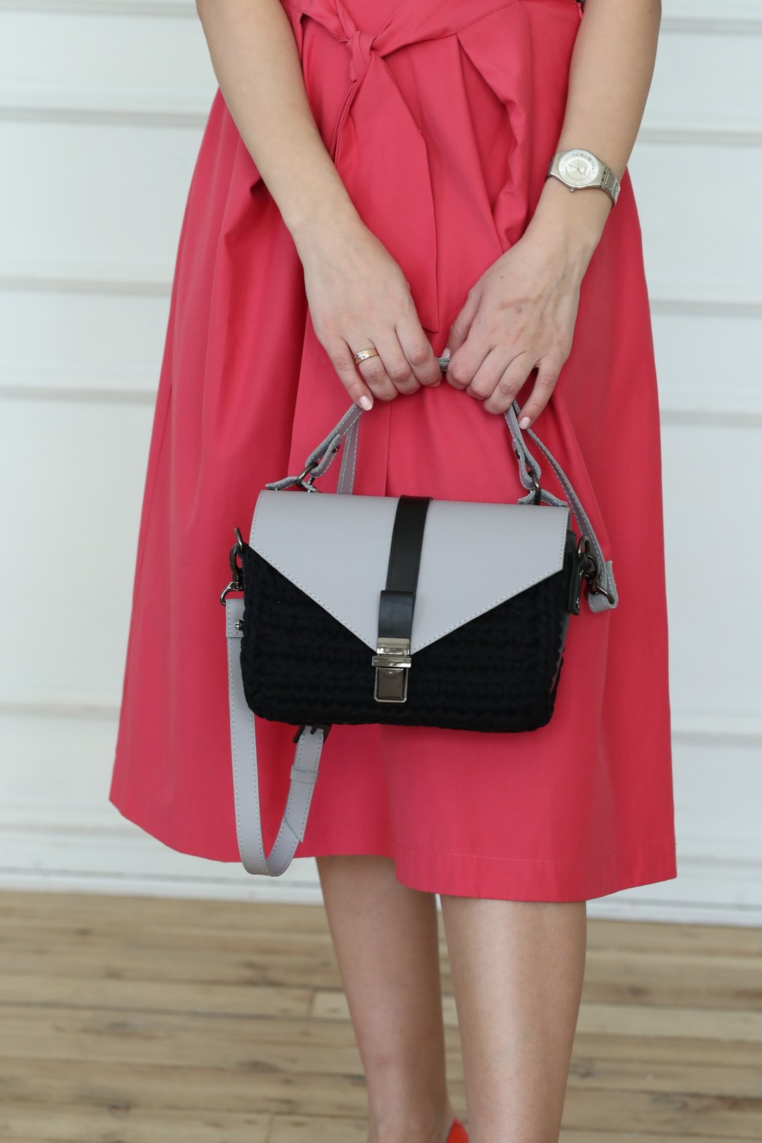 Crochet bag made of genuine leather and cotton crossbody shoulder bag CLASSIC - 手提包/手提袋 - 棉 黑色