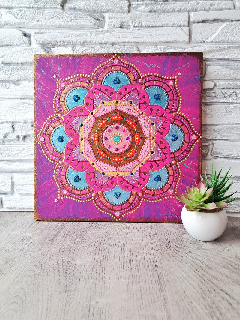 木墙上的曼陀罗挂着原画瑜伽艺术冥想能量禅 - 墙贴/壁贴 - 木头 粉红色