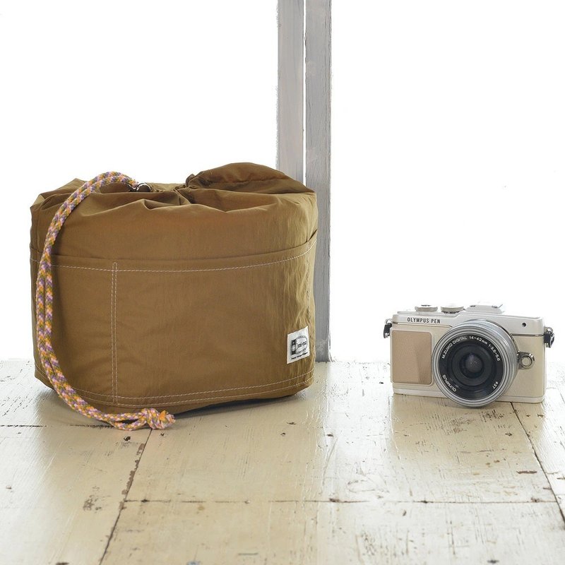 附 12 个口袋 内袋 M 单眼相机 无反光镜 可换镜头相机 收纳包 / 卡其棕色 - 其他 - 尼龙 咖啡色