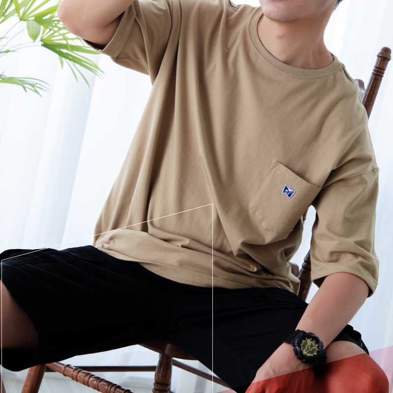 夏日经典宽版落肩T-卡其色 - 男装上衣/T 恤 - 棉．麻 卡其色