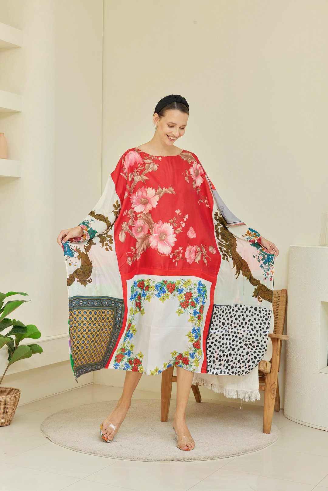 Silk Scarves Patchwork Kaftan, Women Plus Size, Floral Vintage, Designer Caftan - 洋装/连衣裙 - 丝．绢 红色