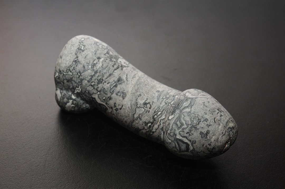 泰国龙宫黑灵骨舍利  矿石/水晶/灵修/开运/招财/破煞/防小人 - 摆饰 - 宝石 