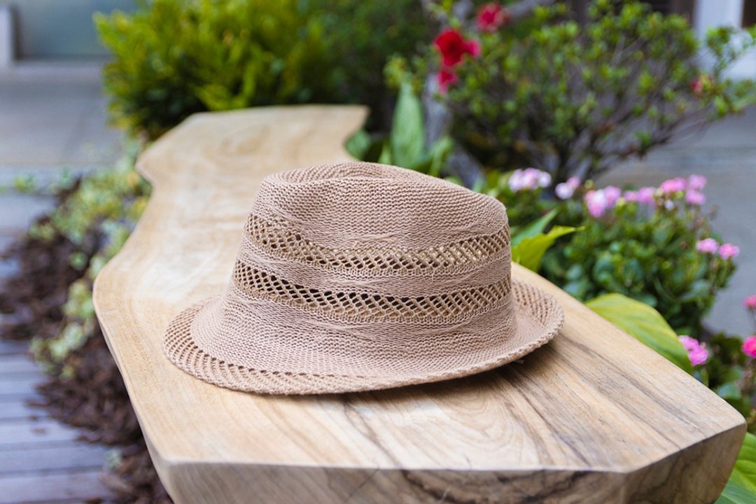 Unni 法式爵品草帽-编织帽 帽 草帽 防晒 straw hat 中性 男女帽 - 帽子 - 植物．花 金色