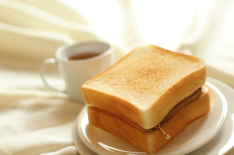 吐司包 - 化妆包/杂物包 - 树脂 咖啡色